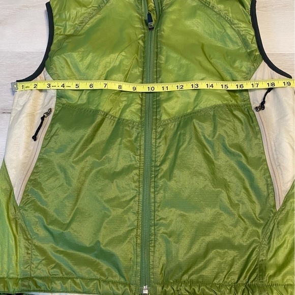 REI Lightweight Zip Front Vest, Green and Cream, Size Medium - Picture 7 of 11